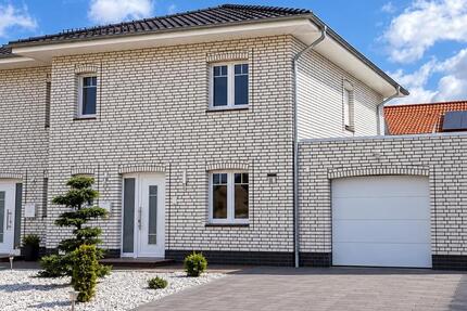 Wohnung Holdorf - 4 Zimmer, 145 m&sup2;, 1.450&euro; | Angebot:27603517