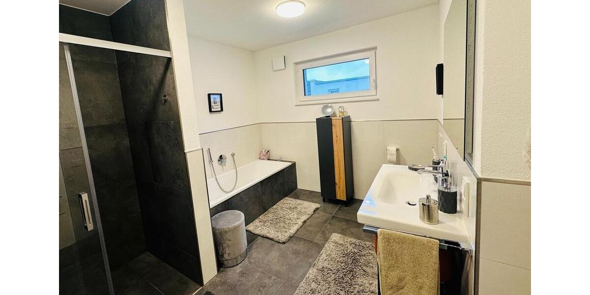 Einfamilienhaus Echternacherbrück - 3 Zimmer, 140 m&sup2;, 1.690&euro; | Angebot:25877413