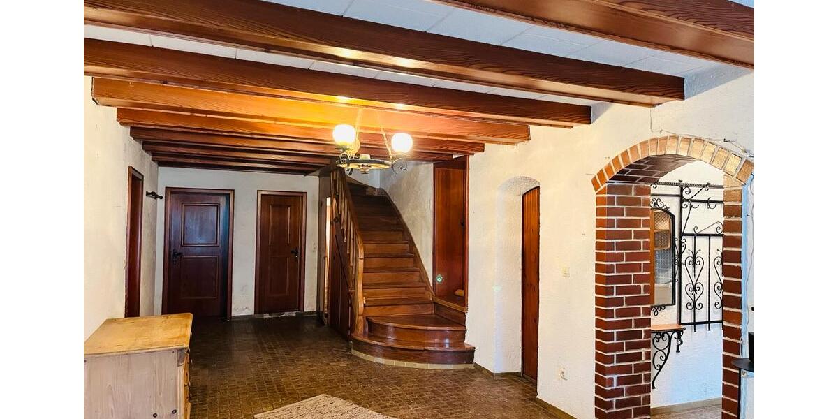 Einfamilienhaus Fridolfing - 7 Zimmer, 200 m&sup2;, 1.400&euro; | Angebot:24666955