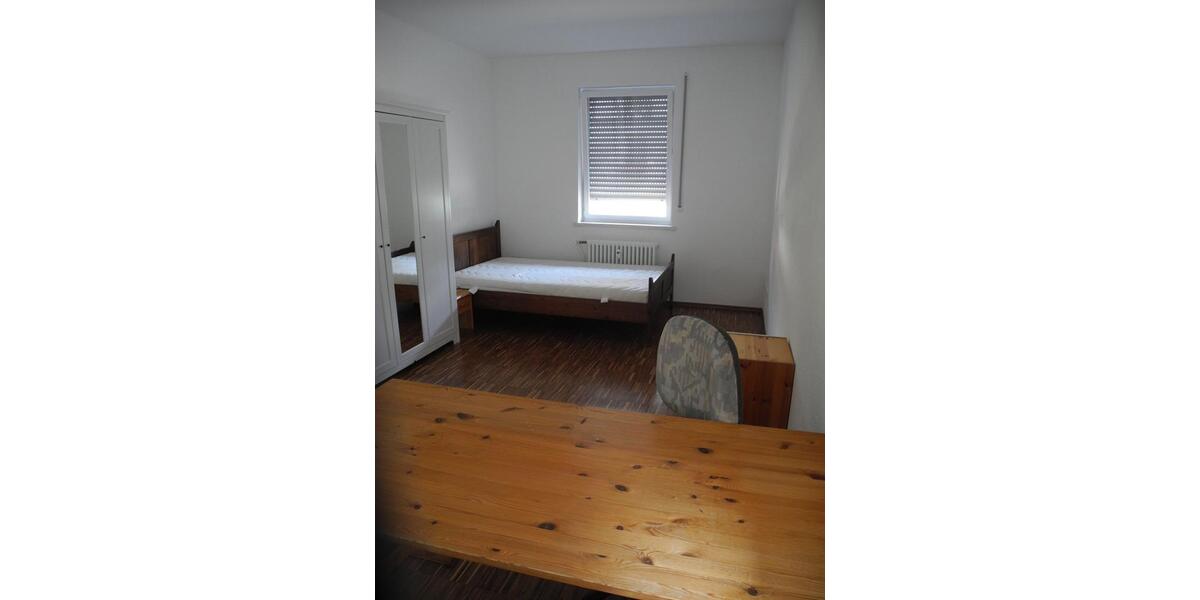 Wohnen auf Zeit Bamberg Am Bruderwald - 1 Zimmer, 18 m&sup2;, 450&euro; | Angebot:26048353