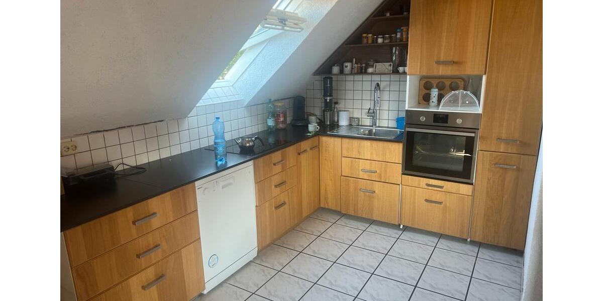Etagenwohnung Helmstedt - 5 Zimmer, 120 m&sup2;, 1.250&euro; | Angebot:25811820