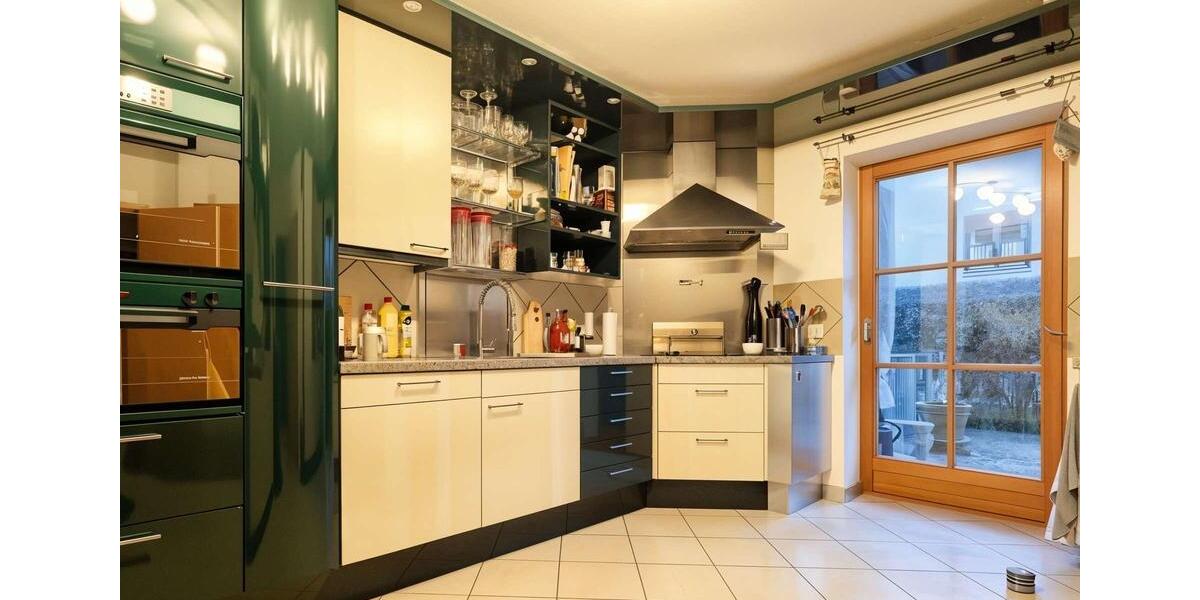 Etagenwohnung Buchbach - 5 Zimmer, 160 m&sup2;, 1.520&euro; | Angebot:24427778