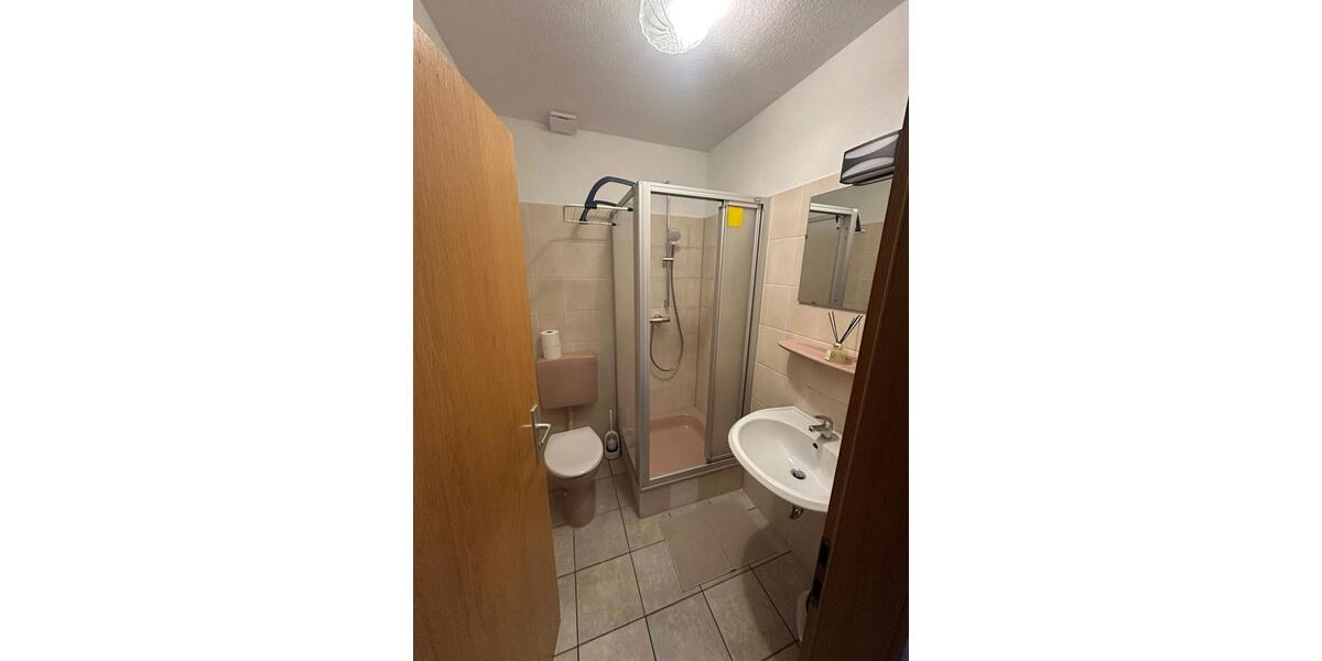 Wohnen auf Zeit Otter - 10 Zimmer, 22 m&sup2;, 22&euro; | Angebot:26214710