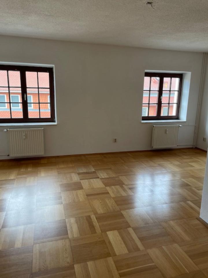 2 Raum Wohnung in zentraler Stadtlage