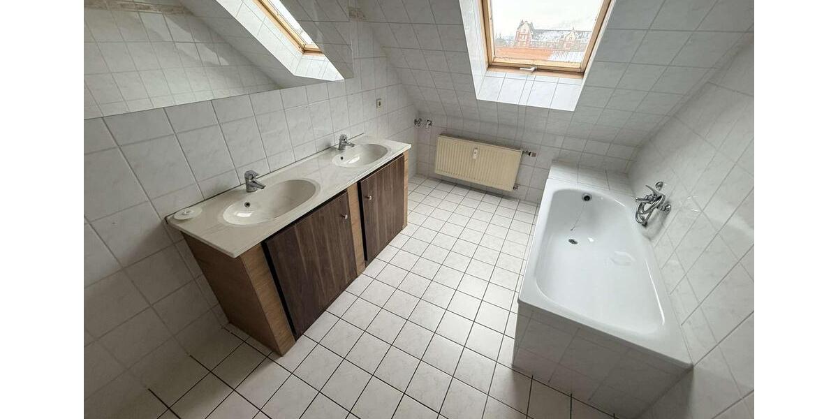 Maisonettenwohnung Merseburg - 4 Zimmer, 78 m&sup2;, 530&euro; | Angebot:26132294