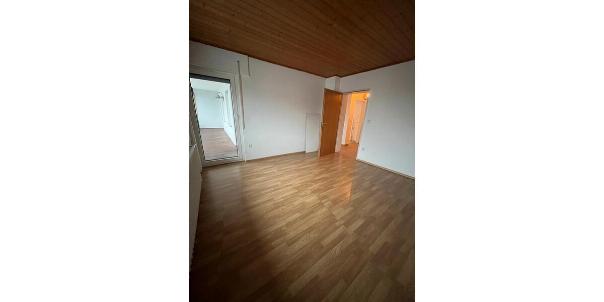 Etagenwohnung Heroldsberg - 3 Zimmer, 80 m&sup2;, 980&euro; | Angebot:24346118