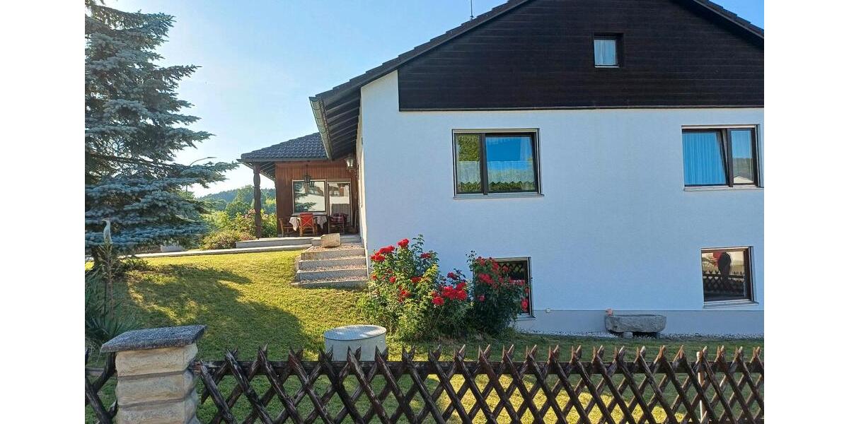 Einfamilienhaus Niederviehbach - 6 Zimmer, 145 m&sup2;, 1.000&euro; | Angebot:25264600