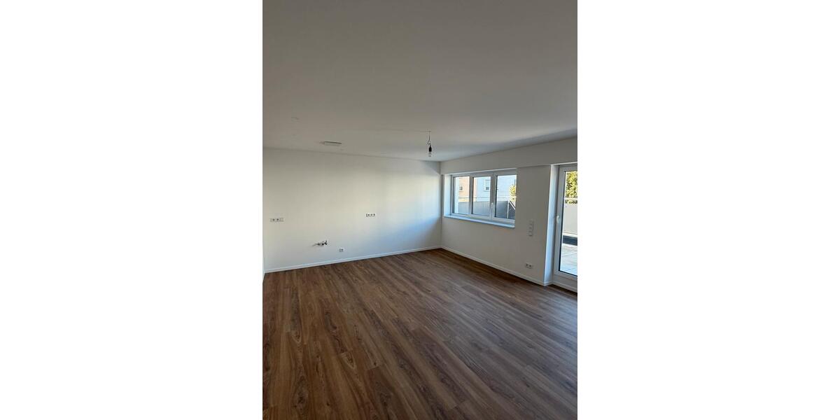 Etagenwohnung Mönchengladbach Süd - 4 Zimmer, 100 m&sup2;, 1.600&euro; | Angebot:26301714