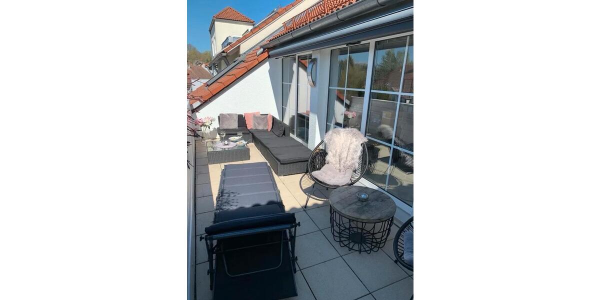 Dachgeschoßwohnung Bayreuth Meyernberg - 5 Zimmer, 160 m&sup2;, 2.097&euro; | Angebot:26563231