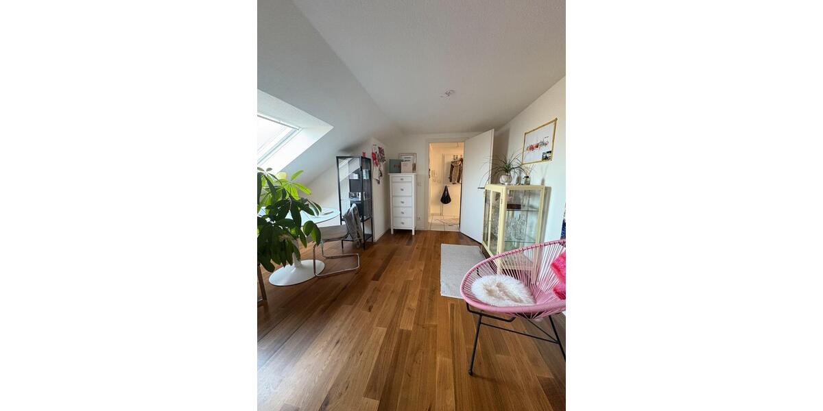 Dachgeschoßwohnung Paderborn Univiertel - 3 Zimmer, 70 m&sup2;, 1.300&euro; | Angebot:25282885