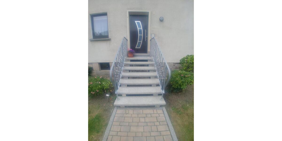 Dachgeschoßwohnung Wallenfels - 2 Zimmer, 51 m&sup2;, 320&euro; | Angebot:26035514