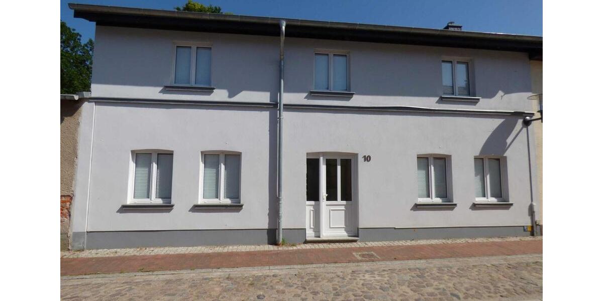 Mehrfamilienhaus, Wohnhaus Malchow - 10 Zimmer, 200 m&sup2;, 1.800&euro; | Angebot:24511799