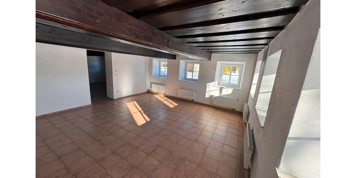Einfamilienhaus Haidmühle - 8 Zimmer, 325 m&sup2;, 1.200&euro; | Angebot:24643426