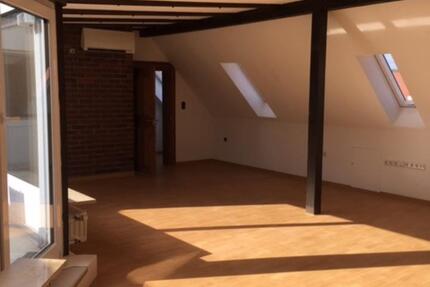 Wohnung Bad Neustadt an der Saale - 3 Zimmer, 146 m&sup2;, 1.375&euro; | Angebot:25655377