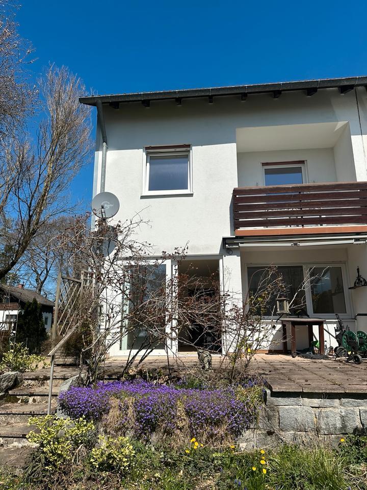 Perfekt für Familien: Reiheneckhaus zu mieten mit schönem Garten