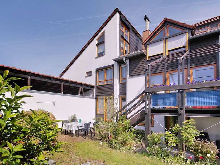 Haus zum Mieten in Steinenbronn 3.200 € 247 m²