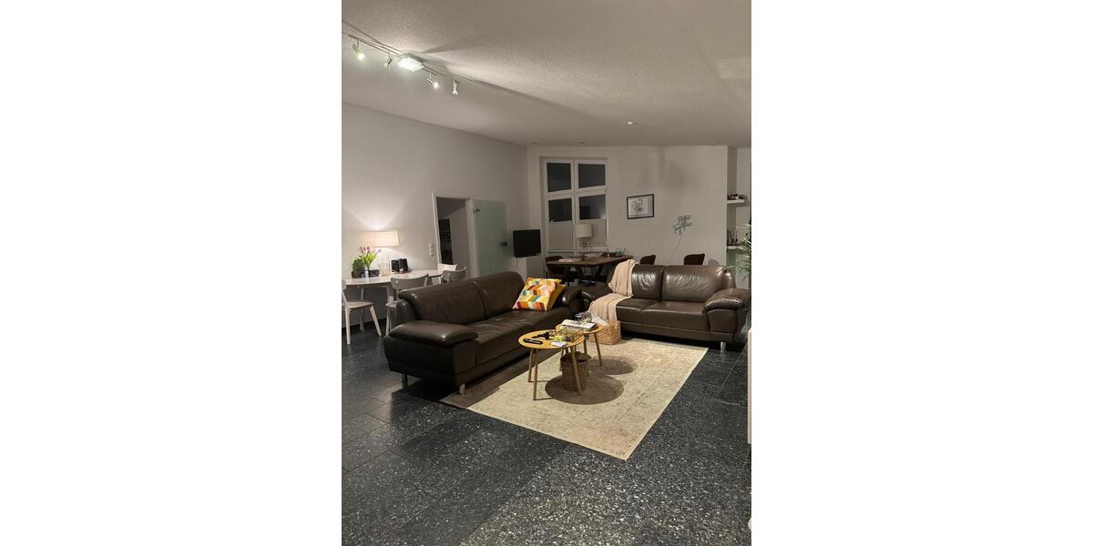 Etagenwohnung Bösel - 6 Zimmer, 140 m&sup2;, 1.500&euro; | Angebot:26518195