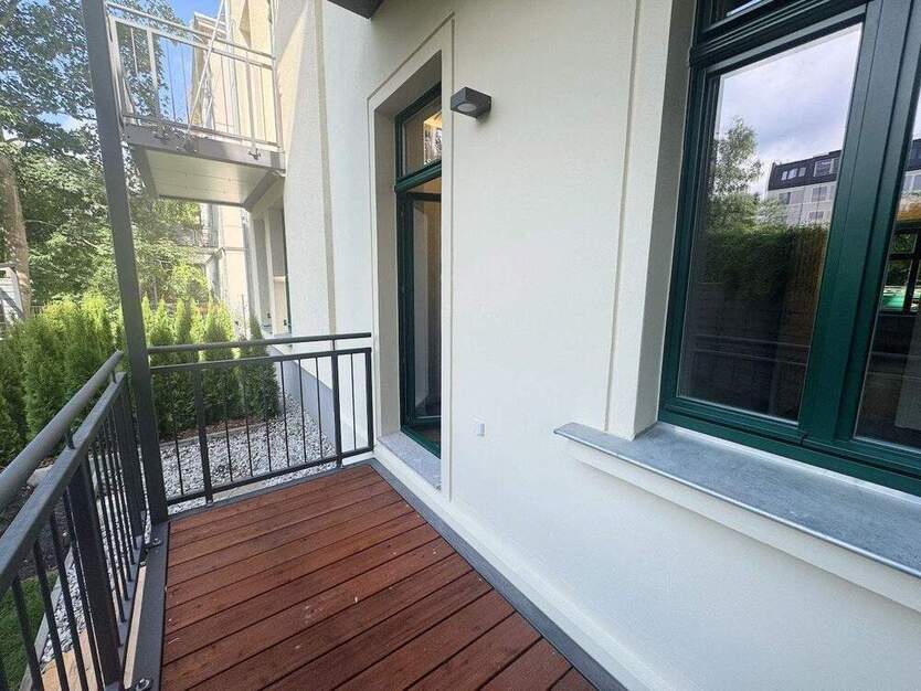 Nanu?! * Erstbezug im Süden * Parkett * Fußbodenheizung * Balkon * schönes Bad * LED-Licht 2 zimmer