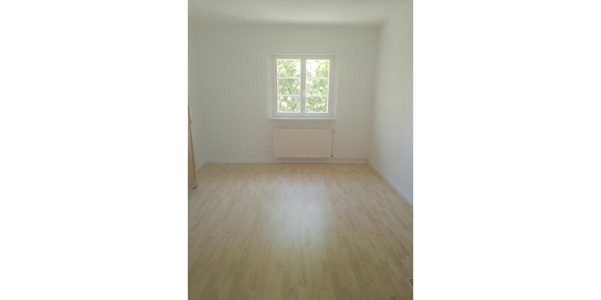 Einfamilienhaus Luckenwalde - 5 Zimmer, 124 m&sup2;, 1.320&euro; | Angebot:25975083