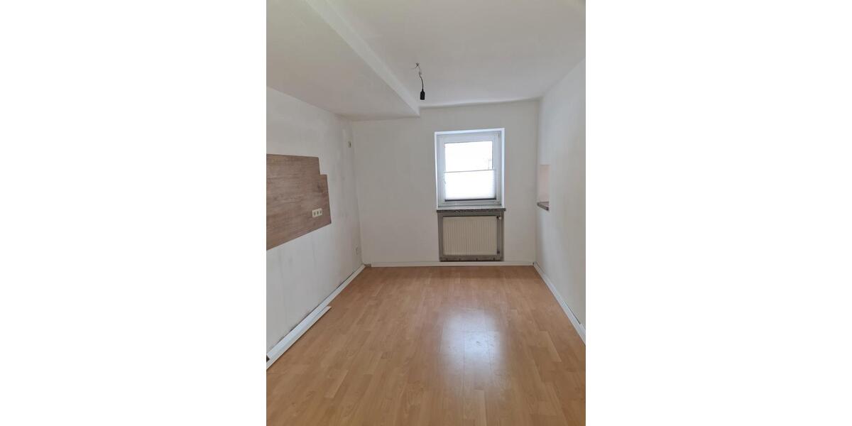 Erdgeschoßwohnung Höchstädt im Fichtelgebirge - 2 Zimmer, 58 m&sup2;, 390&euro; | Angebot:26546159
