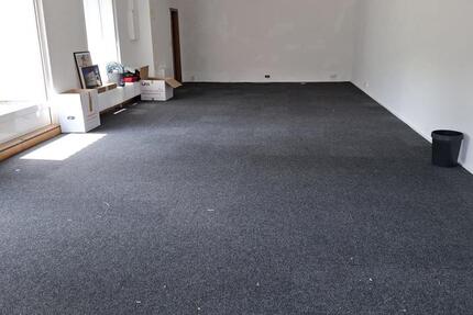 Ladenfläche mit Schaufenster zu vermieten zimmer