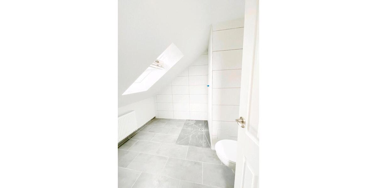 Etagenwohnung Magdeburg Nordwest - 4 Zimmer, 90 m&sup2;, 900&euro; | Angebot:26276447