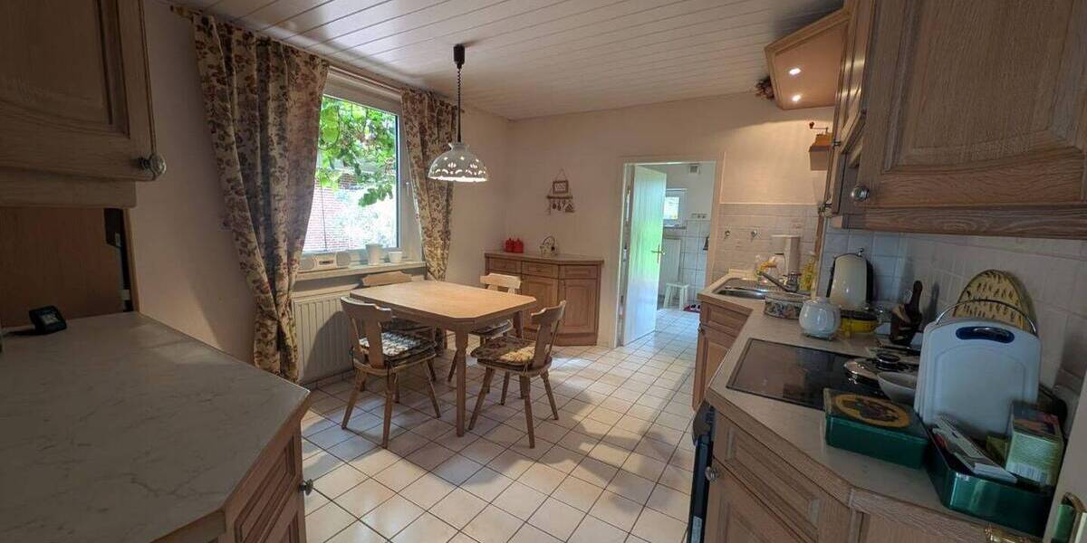 Einfamilienhaus Heidenau - 5 Zimmer, 170 m&sup2;, 1.600&euro; | Angebot:22188397