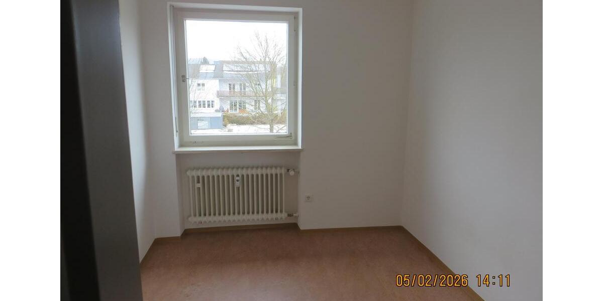 Etagenwohnung Pfreimd - 5 Zimmer, 100 m&sup2;, 750&euro; | Angebot:25866710