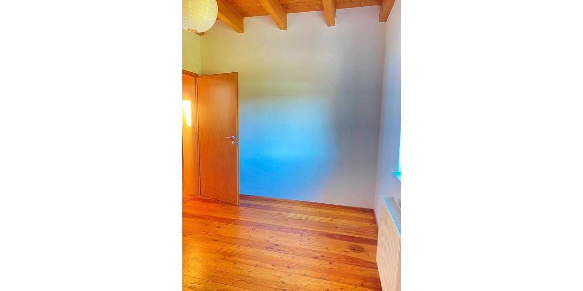 Dachgeschoßwohnung Kolitzheim - 4 Zimmer, 144 m&sup2;, 980&euro; | Angebot:26515791