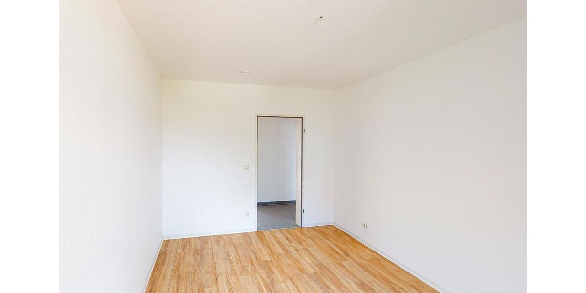 Erdgeschoßwohnung Schwerin - 3 Zimmer, 73 m&sup2;, 690&euro; | Angebot:25056225