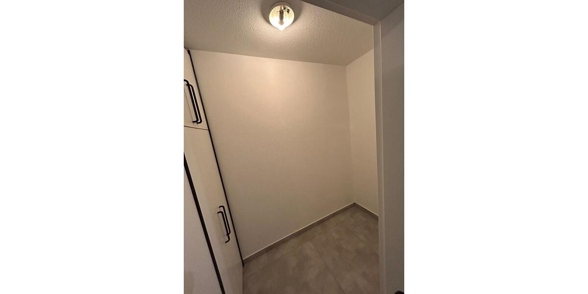Etagenwohnung Espenau - 4 Zimmer, 130 m&sup2;, 2.300&euro; | Angebot:25718521
