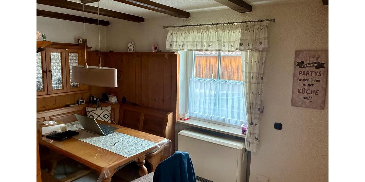 Erdgeschoßwohnung Marktl - 3 Zimmer, 100 m&sup2;, 900&euro; | Angebot:24940913