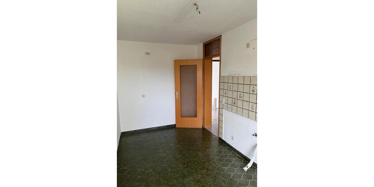 Etagenwohnung Kirchheim unter Teck - 3 Zimmer, 83 m&sup2;, 1.000&euro; | Angebot:24459732