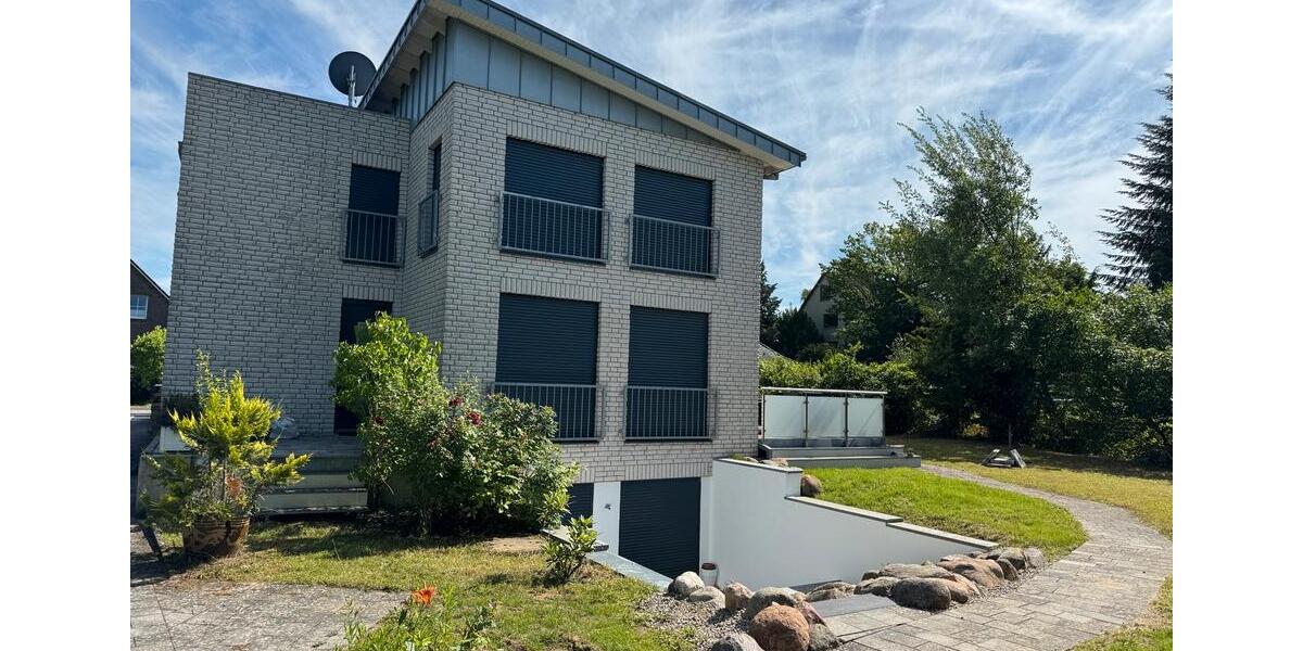 Maisonettenwohnung Hamburg Wandsbek - 5 Zimmer, 195 m&sup2;, 3.000&euro; | Angebot:25285587