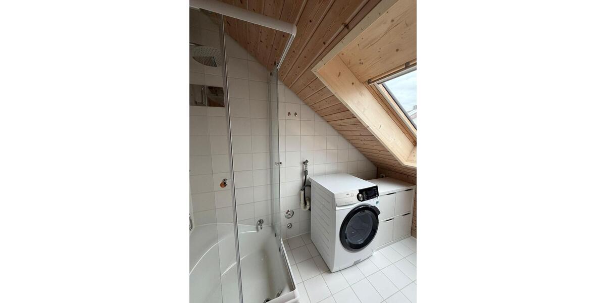 Dachgeschoßwohnung Bad Friedrichshall - 1 Zimmer, 74 m&sup2;, 800&euro; | Angebot:26600636