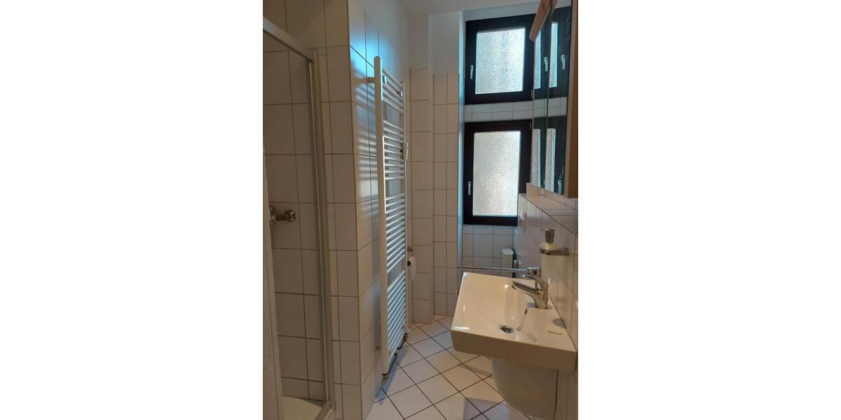 Wohnen auf Zeit Saarbrücken - 3 Zimmer, 100 m&sup2;, 525&euro; | Angebot:26632826