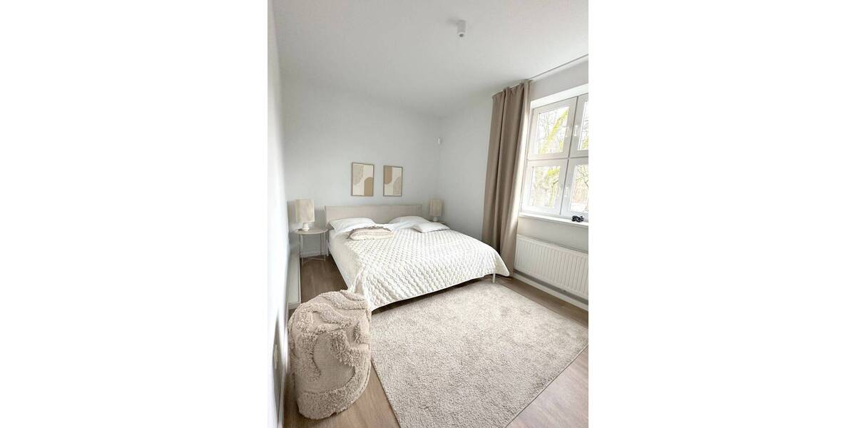 Etagenwohnung Mönchengladbach Stadtmitte - 4 Zimmer, 84 m&sup2;, 995&euro; | Angebot:26695611