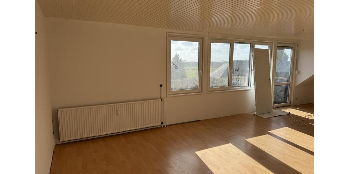Dachgeschoßwohnung Burg (Dithmarschen) - 3 Zimmer, 65 m&sup2;, 600&euro; | Angebot:25954828
