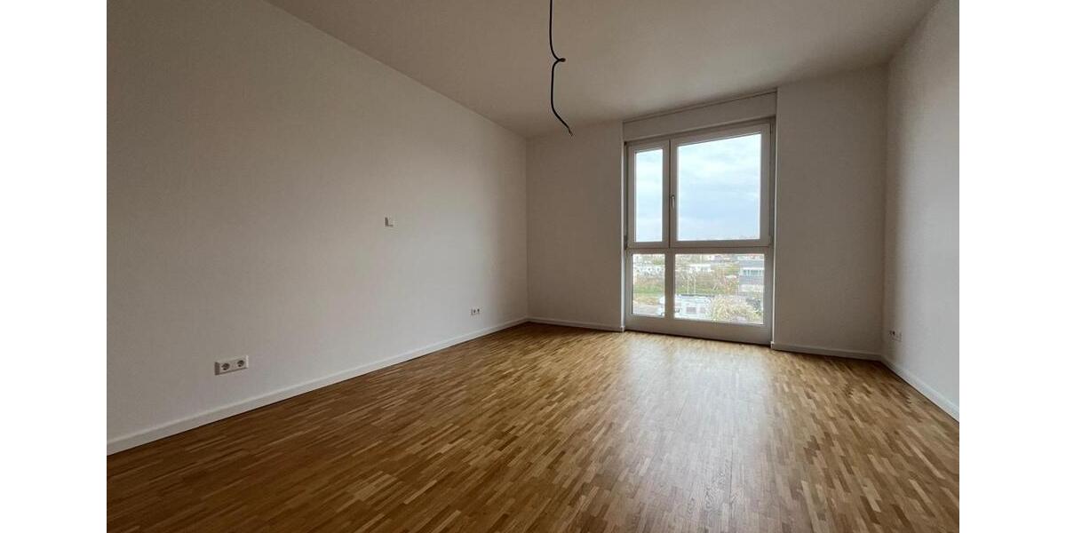 Dachgeschoßwohnung Bad Friedrichshall - 4 Zimmer, 133 m&sup2;, 2.016&euro; | Angebot:26068590