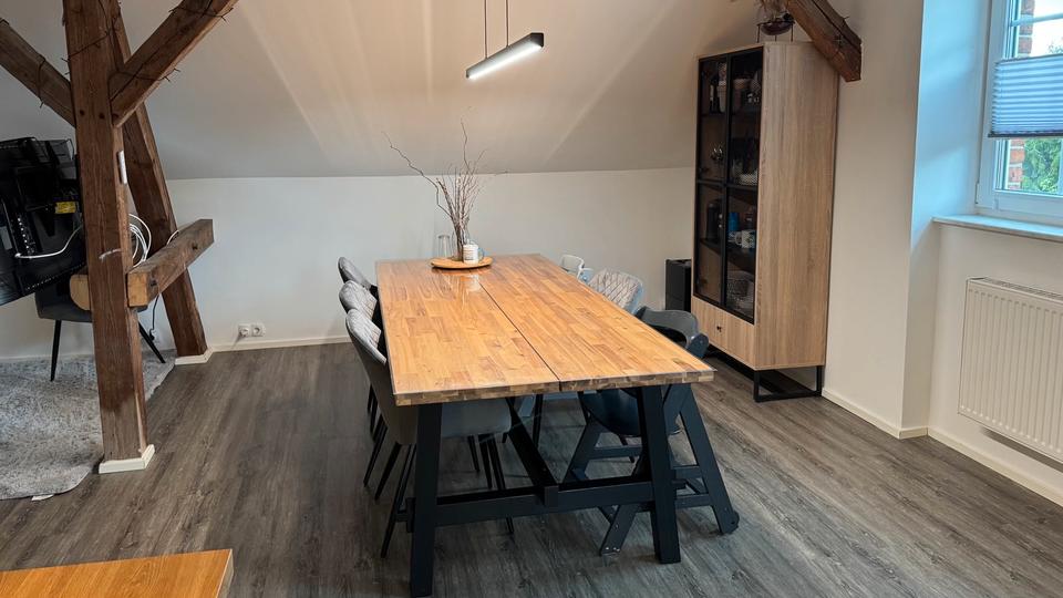 Dachgeschoßwohnung Diesdorf - 4.5 Zimmer, 110 m&sup2;, 920&euro; | Angebot:26699409