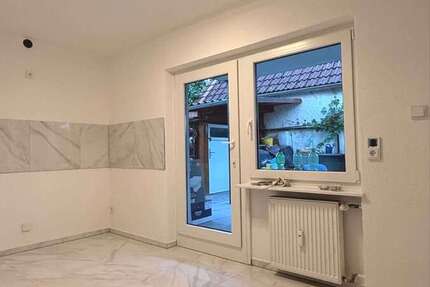Wohnung Hofheim am Taunus - 3 Zimmer, 80 m&sup2;, 1.000&euro; | Angebot:25960144