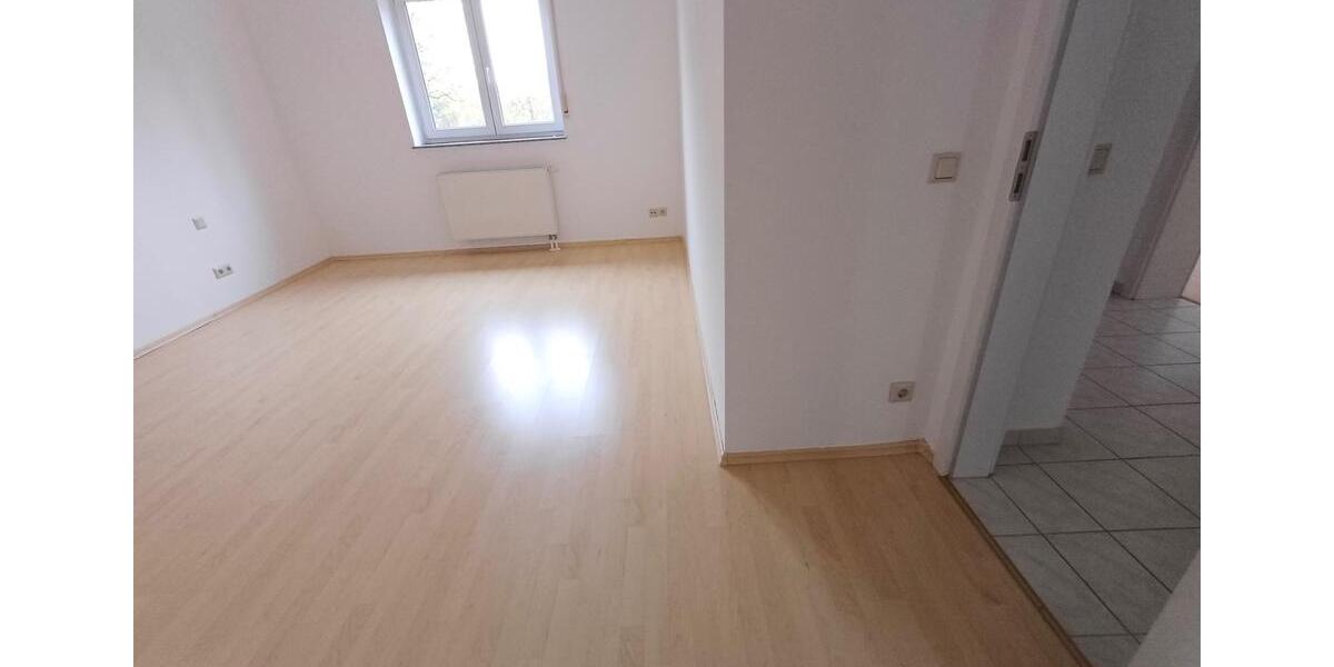 Erdgeschoßwohnung Nieder-Olm Olm - 3 Zimmer, 83 m&sup2;, 995&euro; | Angebot:25952478