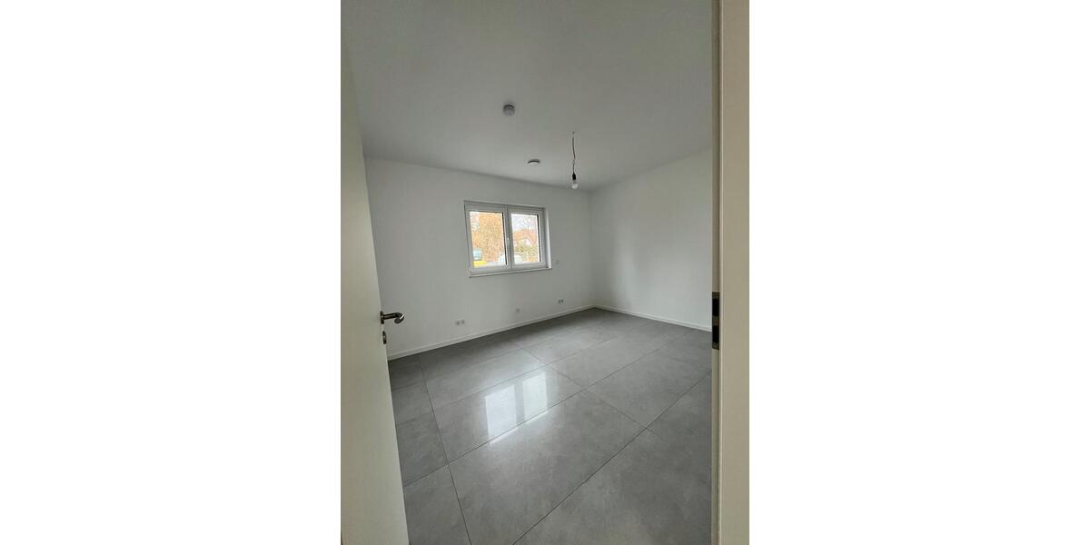 Einfamilienhaus Berlin Marzahn-Hellersdorf - 5 Zimmer, 115 m&sup2;, 2.300&euro; | Angebot:26039696