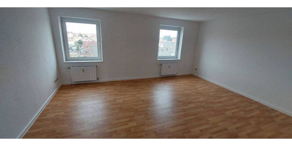 Etagenwohnung Stralsund Kniepervorstadt - 4 Zimmer, 101 m&sup2;, 890&euro; | Angebot:26207418
