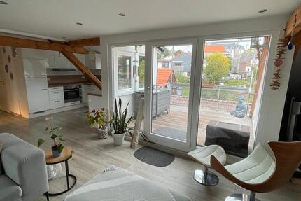 Exklusive Dachgeschosswohnung in zentraler Lage 2 zimmer