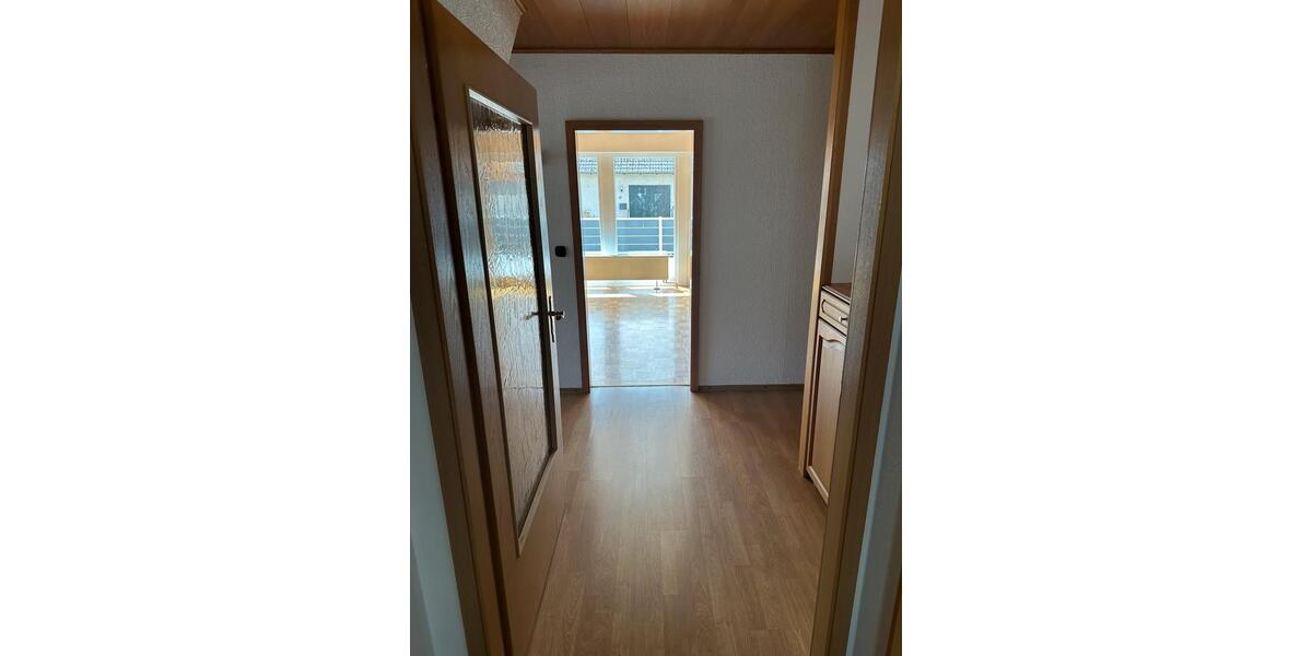 Doppelhaushälfte Bad Oeynhausen Dehme - 1 Zimmer, 100 m&sup2;, 1.300&euro; | Angebot:26617954