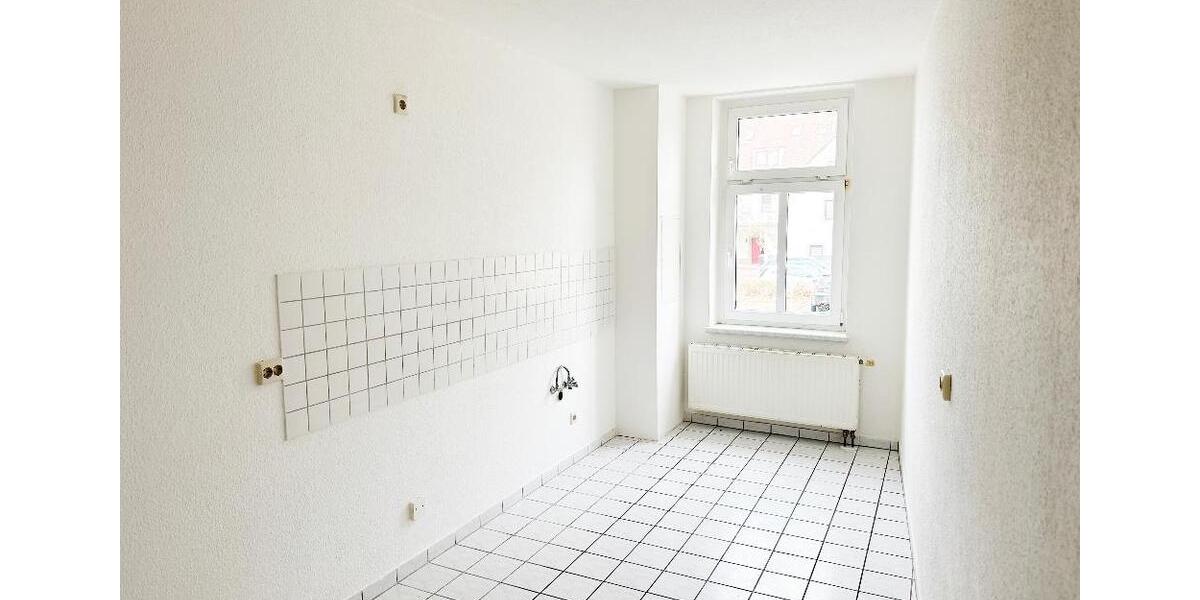 Etagenwohnung Riesa - 1 Zimmer, 45 m&sup2;, 280&euro; | Angebot:25979084