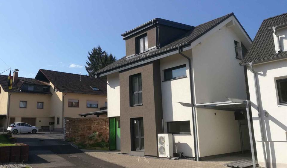 Einfamilienhaus Wächtersbach - 5 Zimmer, 160 m&sup2;, 1.890&euro; | Angebot:26615662