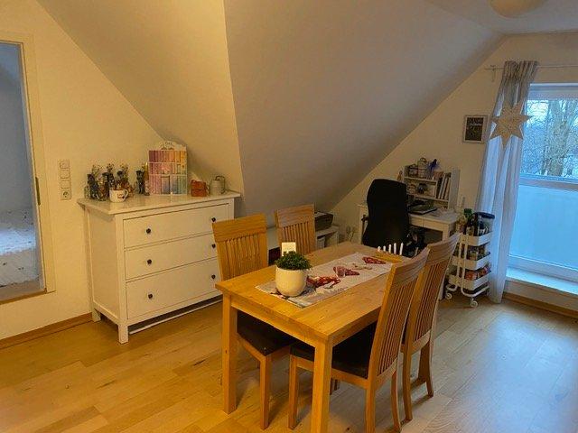 Dachgeschoßwohnung Lohmar - 2 Zimmer, 40 m&sup2;, 525&euro; | Angebot:26679361