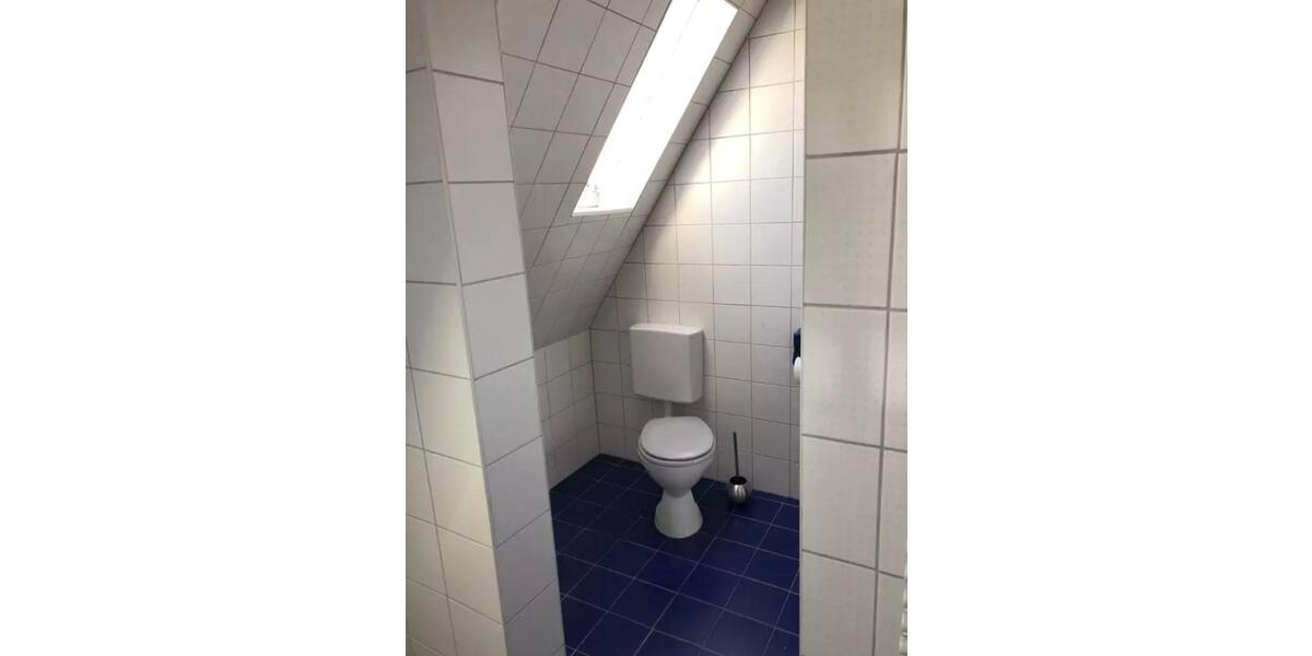 Dachgeschoßwohnung Zapfendorf - 2.5 Zimmer, 75 m&sup2;, 590&euro; | Angebot:25022756